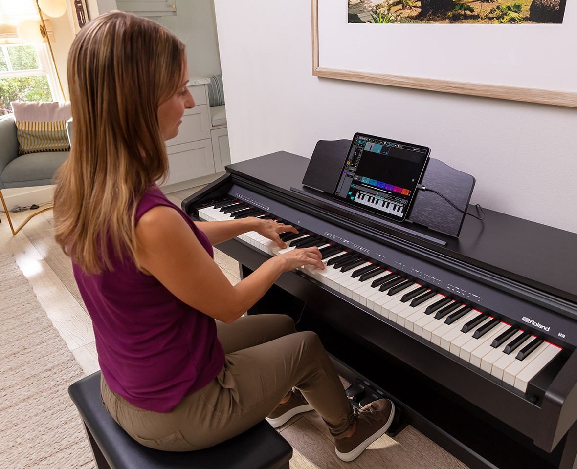 Roland RP30