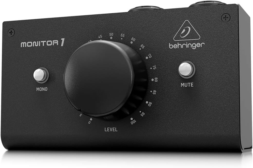 Behringer Monitor1